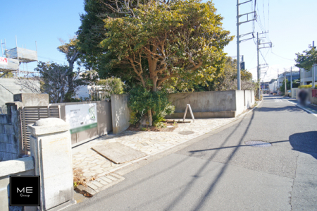 nynʐ^@O