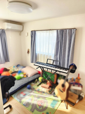 ʑEʏ@邢ʏ͖̎yłႢł