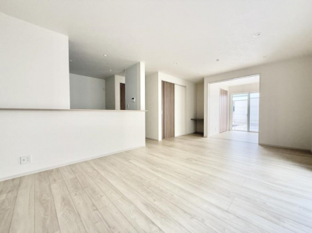 rO@Cɓ̏ꏊŁÂтƂԂ