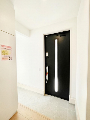 ց@ n܂A萮
