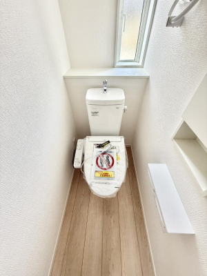 gC@