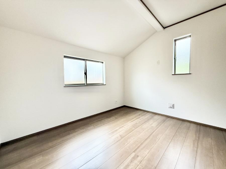 ̑ρ@F̂ŉ₩ȎԂy߂܂