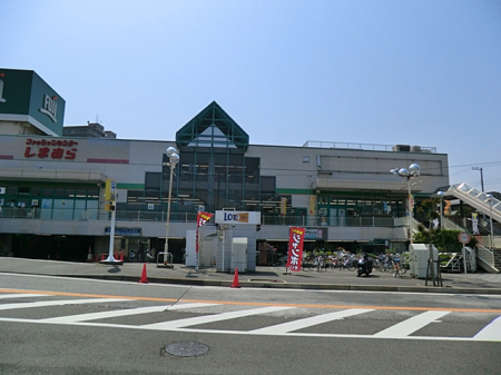 ӊ@X[p[ 242m SUPERMARKETFUJIPsX