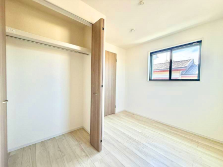 ̑ρ@F̂ŉ₩ȎԂy߂܂