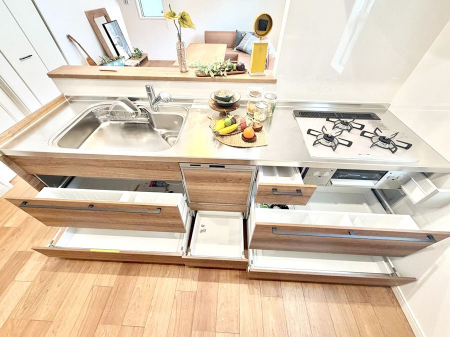 �L�b�`���@�������A�C�f�A�L����A�N���G�C�e�B�u�ȗ������