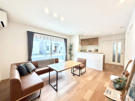 ���r���O�@�����������������Ɠ��ʂɂ���A�e���̋��