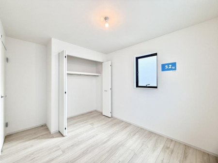 その他内観　内装■落ち着いた色合いのお部屋で穏やかな時間を楽しめます