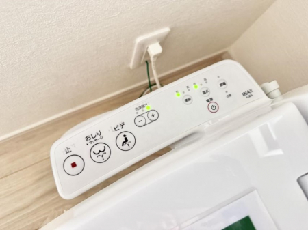 その他内観　設備■温水洗浄で快適、清潔感が保たれるシャワートイレ