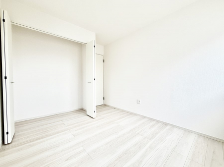 ̑ρ@F̂ŉ₩ȎԂy߂܂