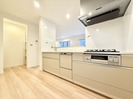 �L�b�`���@�������Ƒ����J��[�߂�A������̂���L�b�`��