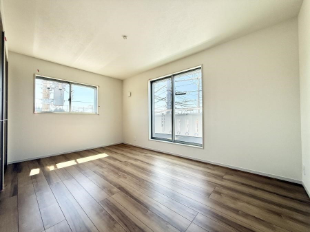 �q�������@�������v���C�x�[�g��ԂƂ��ĐÂ��ŗ�������������񋟂��Ă���܂�