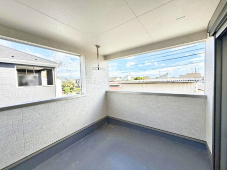 oRj[@ G߂̈ڂ낢JIȋԂł