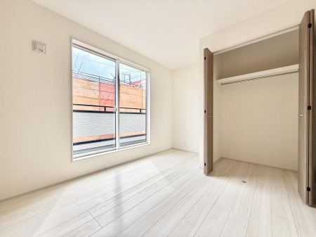 ̑ρ@F̂ŉ₩ȎԂy߂܂