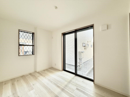 ̑ρ@F̂ŉ₩ȎԂy߂܂