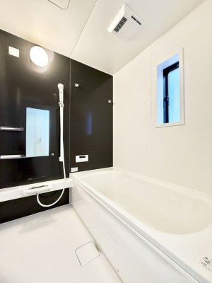 �����@����