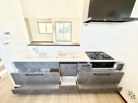 �L�b�`���@�������A�C�f�A�L����A�N���G�C�e�B�u�ȗ������