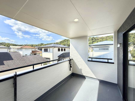 oRj[@ G߂̈ڂ낢JIȋԂł