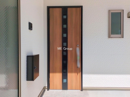 ց@O