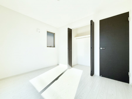 ̑ρ@F̂ŉ₩ȎԂy߂܂