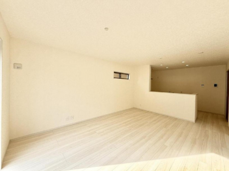 rO@났ƏΊ炪W܂AS܂郊rO