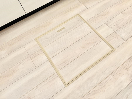 ̑ρ@ݔBꂽ[Xy[XŉƑŜXbL