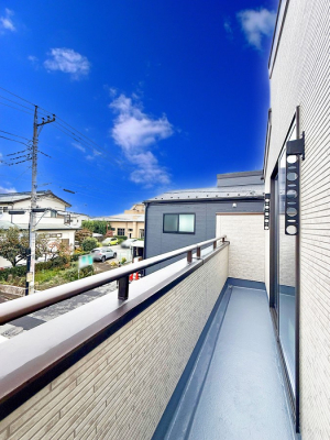 oRj[@ G߂̈ڂ낢JIȋԂł