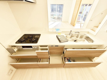 �L�b�`���@�������V���v���Ŕ������S�n�悢���Ԃ𐶂ރL�b�`�����