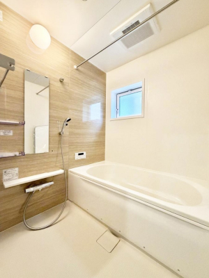 �����@�����������b�N�X�ł���A���₩�ȕ��͋C�ł�