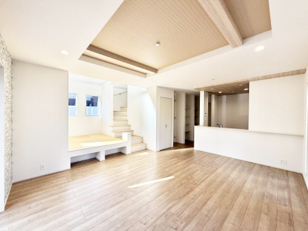 ���r���O�@�����������������Ɠ��ʂɂ���A�e���̋��