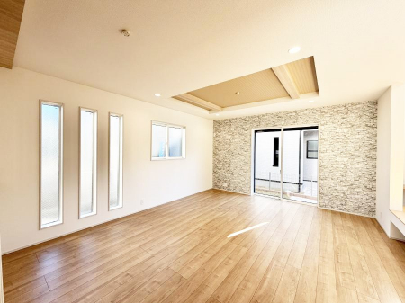 ���r���O�@���������났�ƏΊ炪�W�܂�A�S���܂郊�r���O