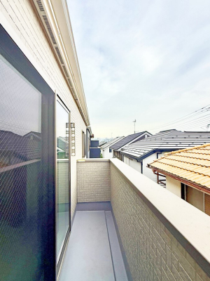 oRj[@ G߂̈ڂ낢JIȋԂł