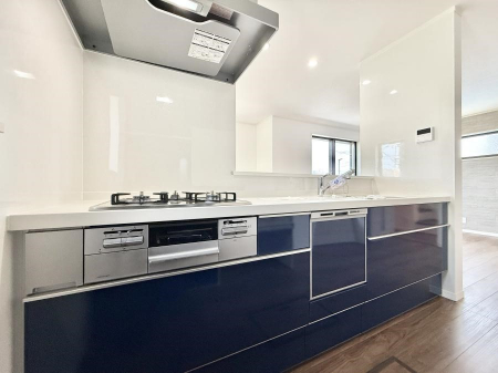 �L�b�`���@�������Ƒ����J��[�߂�A������̂���L�b�`��