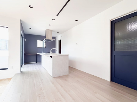 �L�b�`���@���������y���݂ƐH�ׂ�K����͂���L�b�`��