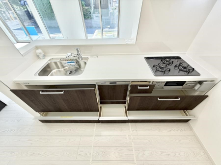 Lb`@ƑƂȂAR~jP[V̏