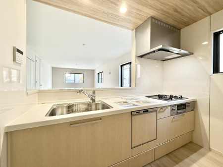 �L�b�`���@���������y���݂ƐH�ׂ�K����͂���L�b�`��