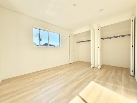 �Q���@�������Ƌ�����܂��z�u����΍L�X�Ƃ�����Ԃ��g�������₷���A�����b�N�X�������Ԃ��߂����܂�