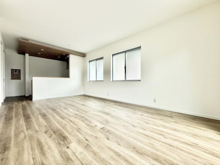 rO@났ƏΊ炪W܂AS܂郊rO