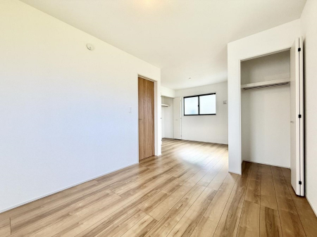 ̑ρ@F̂ŉ₩ȎԂy߂܂