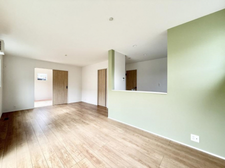 rO@났ƏΊ炪W܂AS܂郊rO