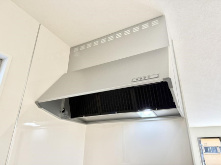 ���̑����ρ@�ݔ����������̏��C����������C��ɗU������A�����I�ɔr�����ł��܂��B