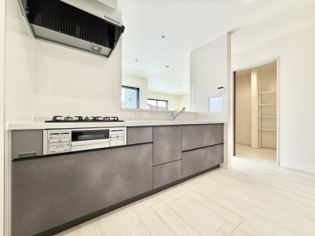 �L�b�`���@�������V���v���ŋ@�\�I�A�����g���₷���L�b�`��