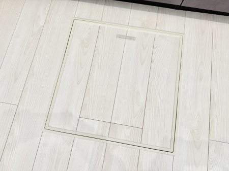 ���̑����ρ@�ݔ����B�ꂽ���[�X�y�[�X�ŉƑS�̂��X�b�L��