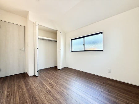 �q�������@�������v���C�x�[�g��ԂƂ��ĐÂ��ŗ�������������񋟂��Ă���܂�