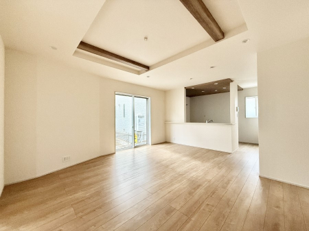 ���r���O�@���������났�ƏΊ炪�W�܂�A�S���܂郊�r���O