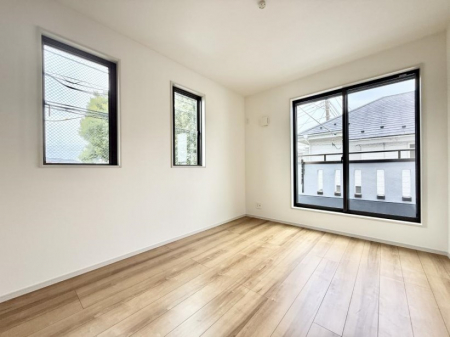 �Q���@���������̔z�u��ʋC���̗ǂ��݌v�ŕ����̋�C�������炸�A��ɐV�N�ȋ�C������܂�