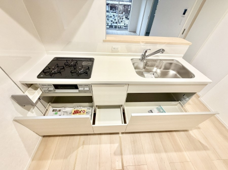 �L�b�`���@�������A�C�f�A�L����A�N���G�C�e�B�u�ȗ������