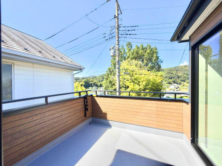 oRj[@ G߂̈ڂ낢JIȋԂł