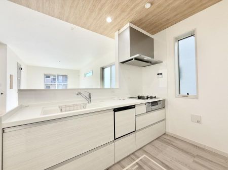 �L�b�`���@���������y���݂ƐH�ׂ�K����͂���L�b�`��