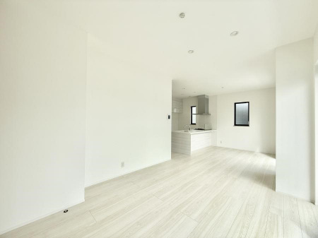 rO@났ƏΊ炪W܂AS܂郊rO