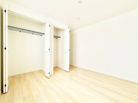 �q�������@�������v���C�x�[�g��ԂƂ��ĐÂ��ŗ�������������񋟂��Ă���܂�